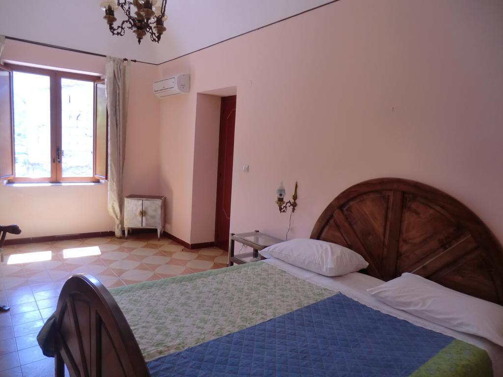 Agriturismo Mare E Monti Tramonti Habitación foto