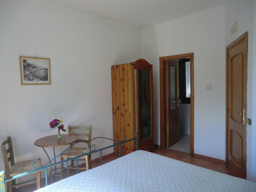 Agriturismo Mare E Monti Hostal Tramonti Habitación foto