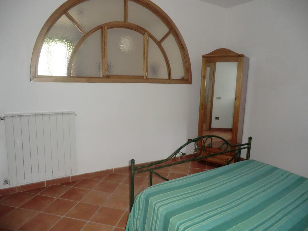 Agriturismo Mare E Monti Hostal Tramonti Habitación foto